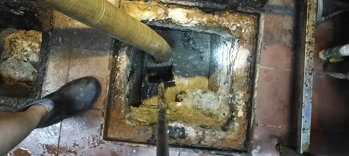 简阳化油池清理-污水池清掏