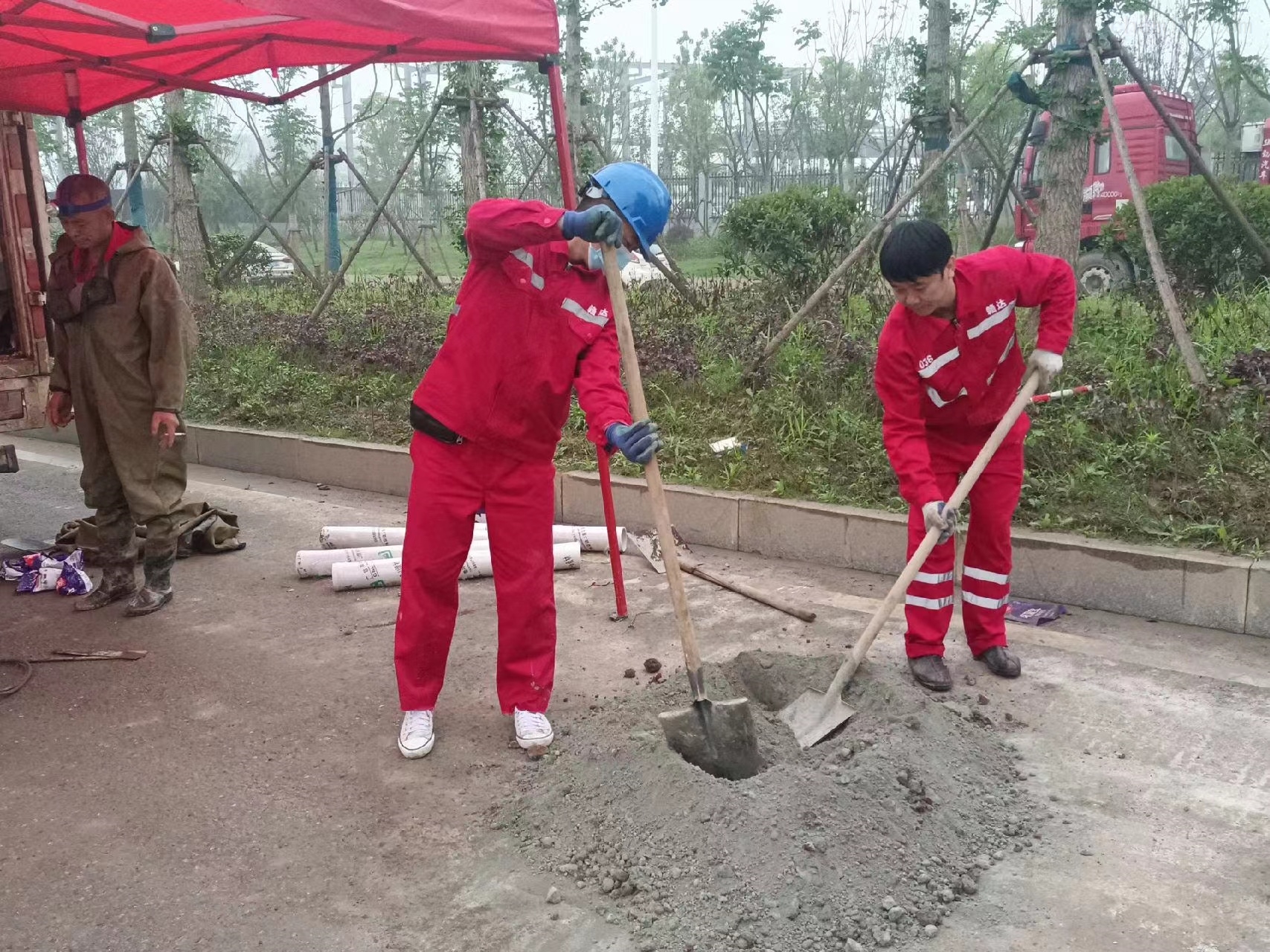 简阳管道疏通哪家好】及时进行市政管道清淤